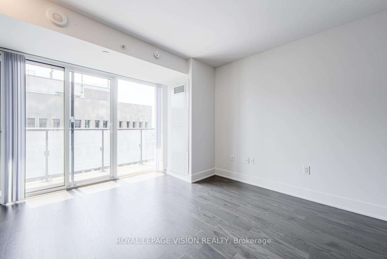 Photo 11 of Unit 2112, 955 Bay Street, Toronto, Bay Street Corridor — HOMEH