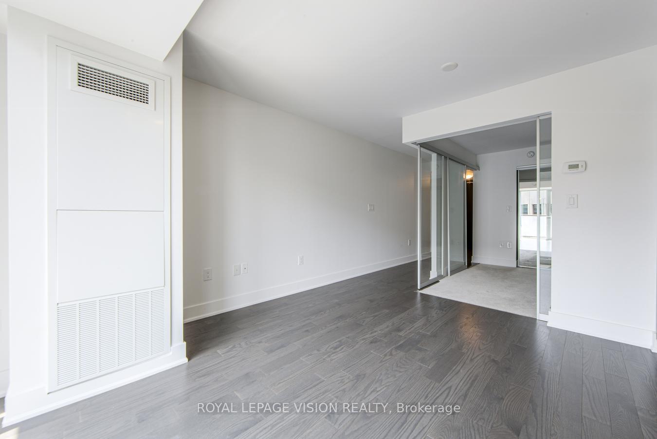 Photo 12 of Unit 2112, 955 Bay Street, Toronto, Bay Street Corridor — HOMEH