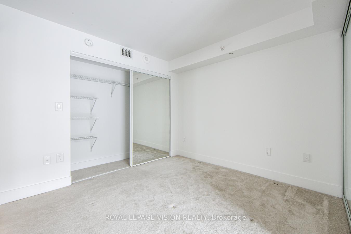 Photo 15 of Unit 2112, 955 Bay Street, Toronto, Bay Street Corridor — HOMEH