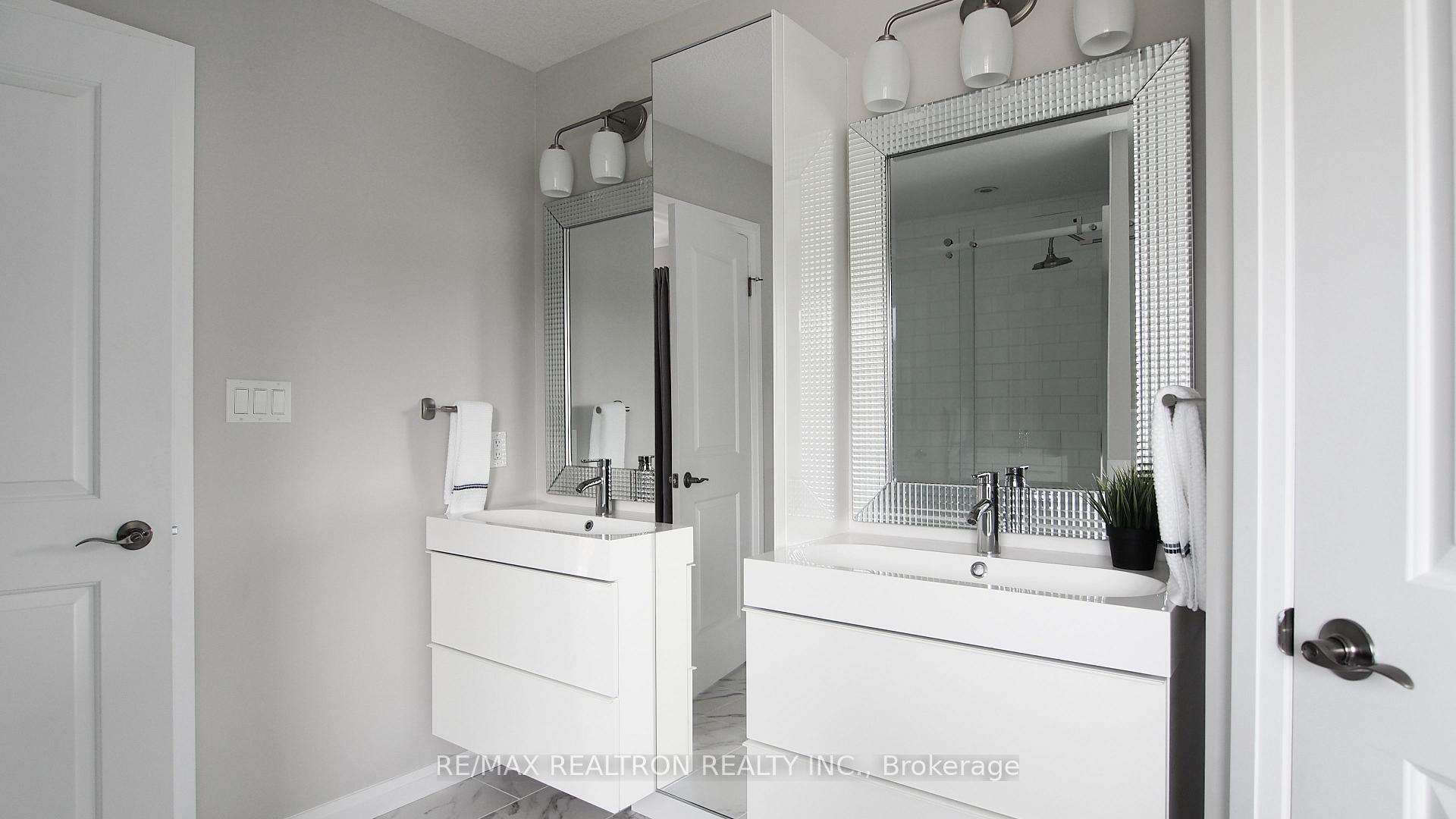 Photo 25 of 537 Sundew Drive, Waterloo, Columbia Forest/Clair Hills — HOMEH
