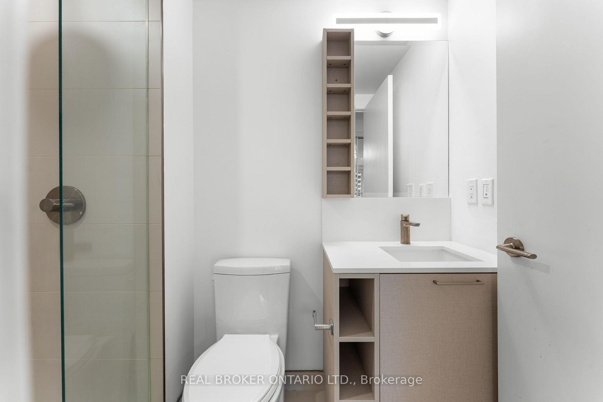 Photo 4 of Unit 2206, 19 Western Battery Road, Toronto, Niagara — HOMEH