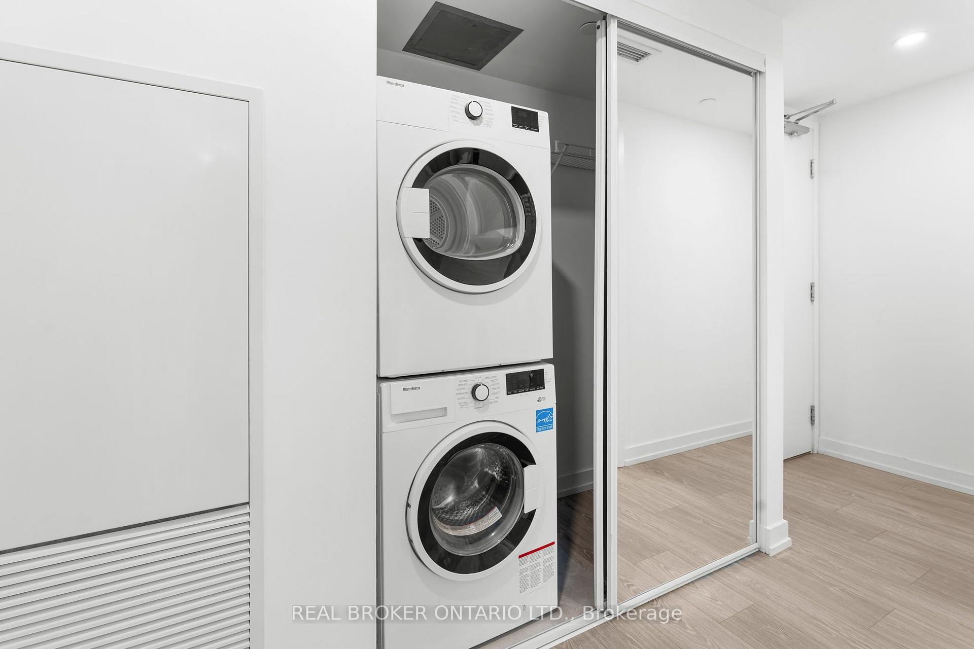 Photo 5 of Unit 2206, 19 Western Battery Road, Toronto, Niagara — HOMEH