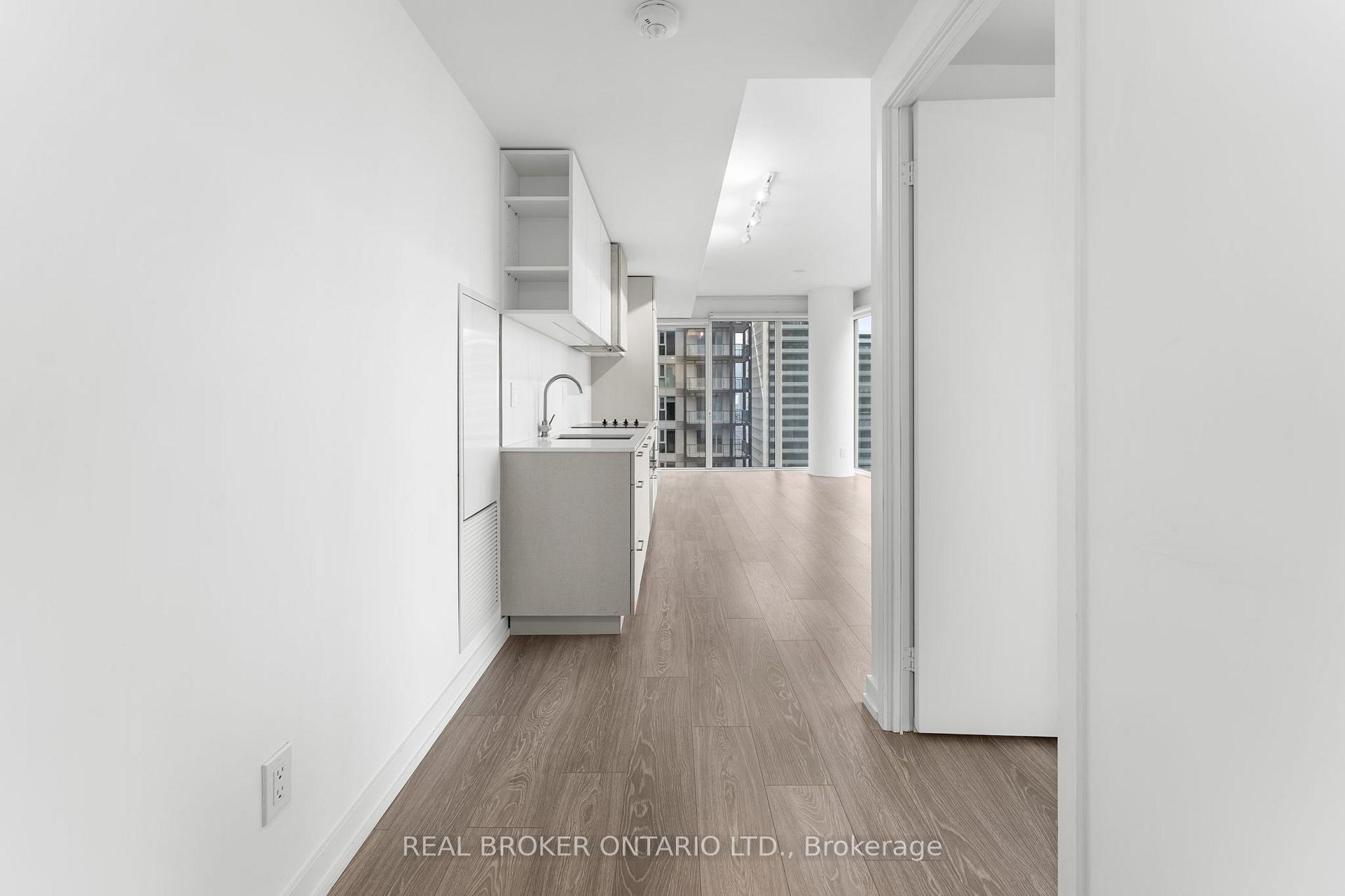 Photo 6 of Unit 2206, 19 Western Battery Road, Toronto, Niagara — HOMEH