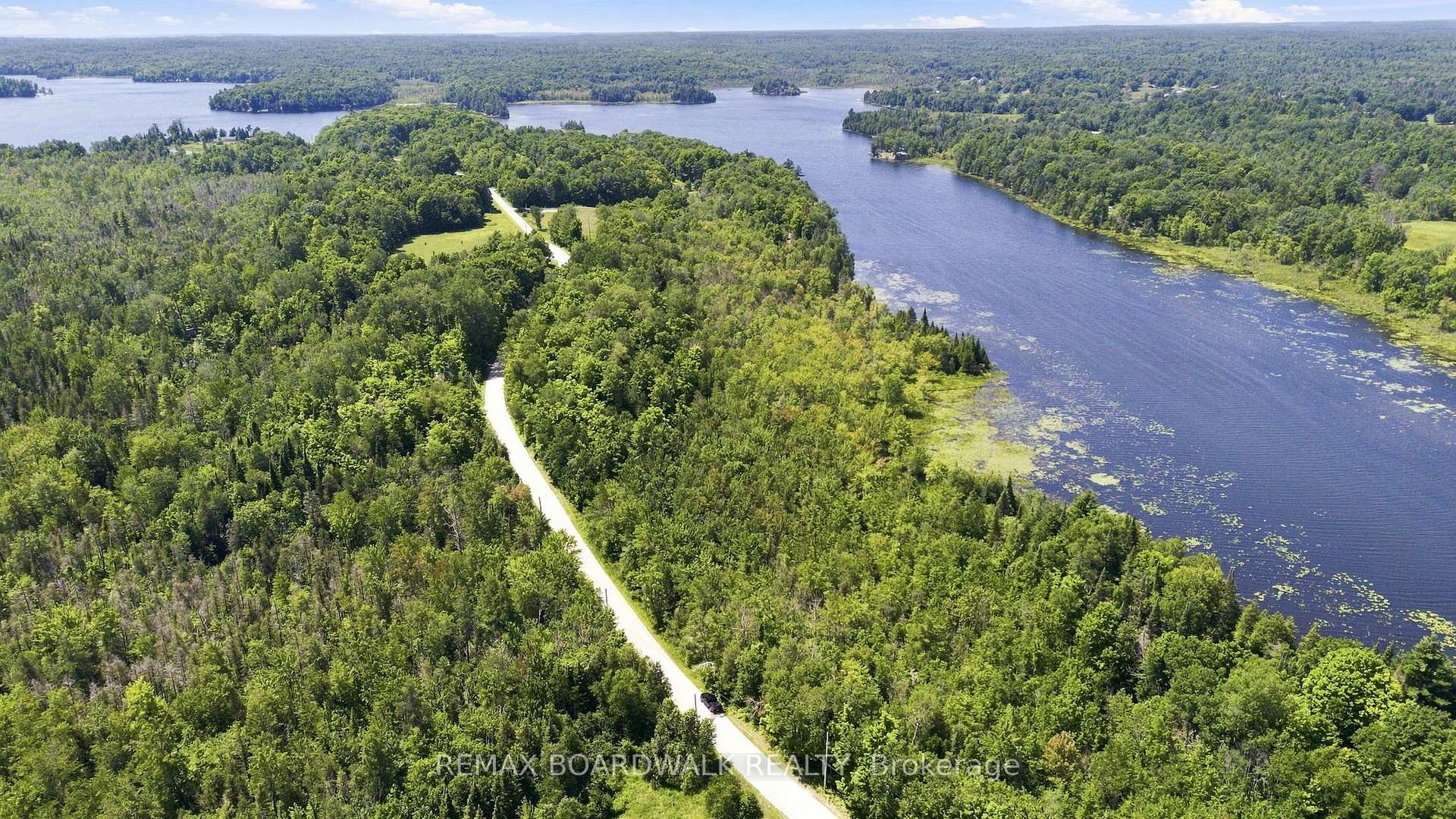Photo 15 of 1116 Ennis Road, Tay Valley, Bathurst/Burgess & Sherbrooke (Bathurst) Twp — HOMEH