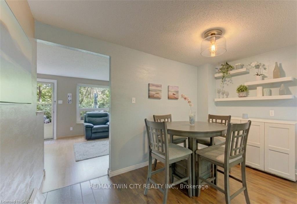 Photo 9 of Unit 22, 280 Thaler Avenue, Kitchener, Chicopee/Freeport — HOMEH