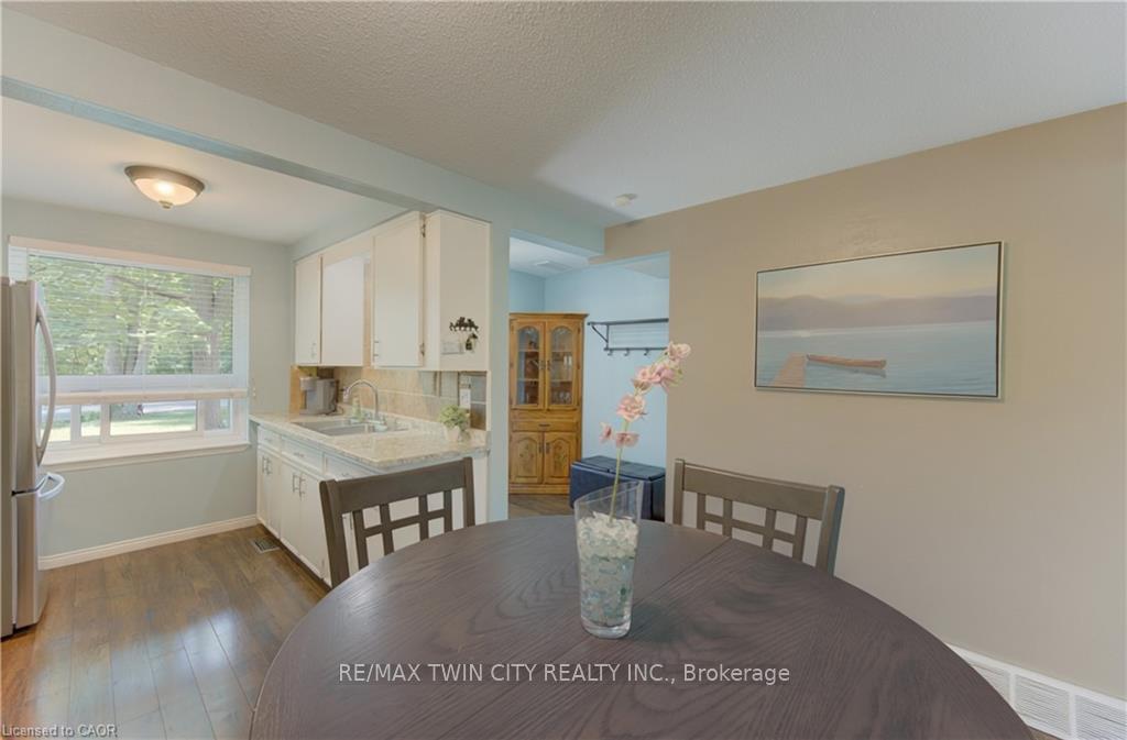 Photo 17 of Unit 22, 280 Thaler Avenue, Kitchener, Chicopee/Freeport — HOMEH