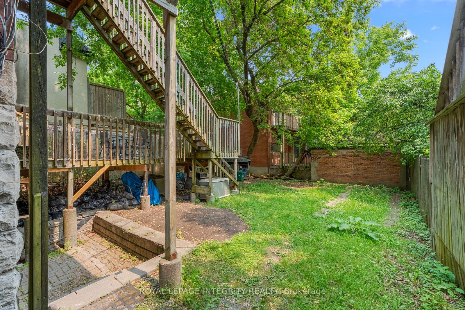 Photo 14 of Unit 3, 339 Chapel Street, Ottawa, Sandy Hill — HOMEH