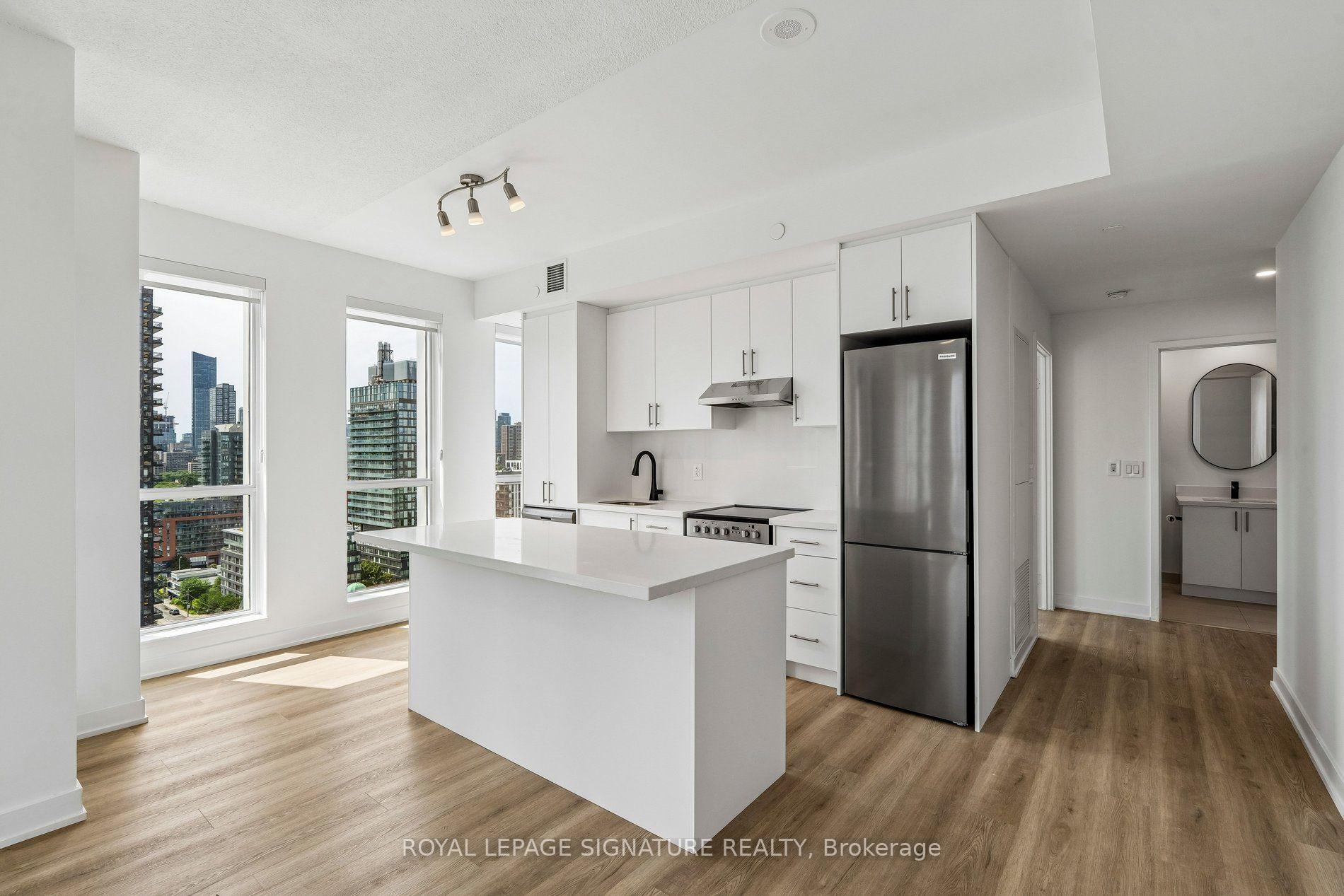 Photo 4 of Unit 1806, 170 Sumach Street, Toronto, Regent Park — HOMEH