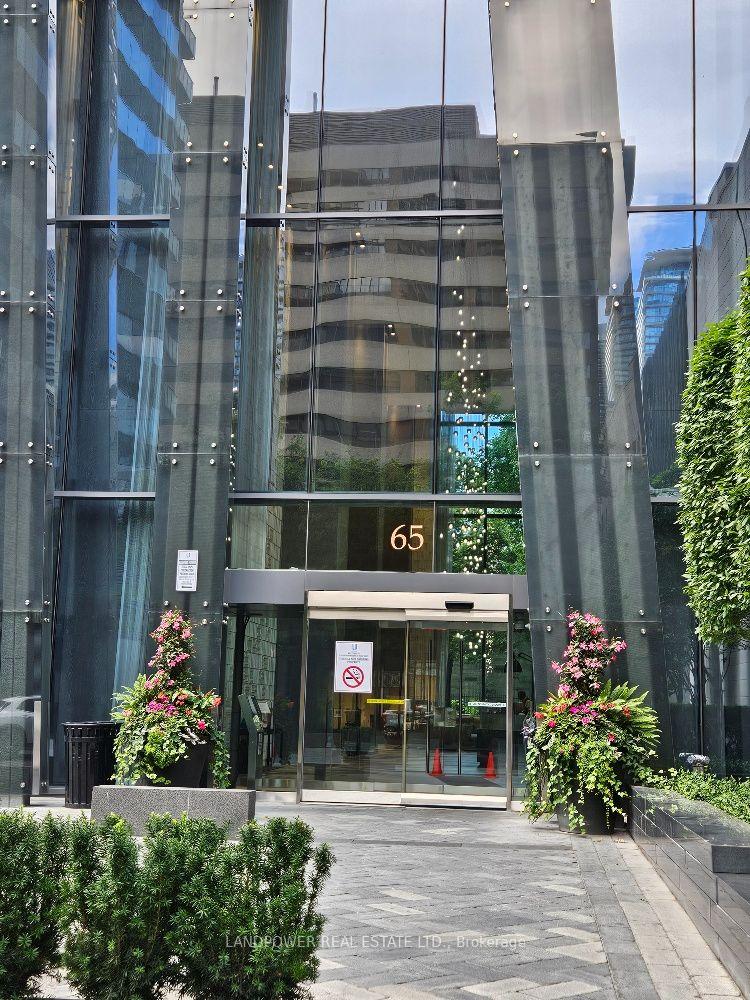 Front of Unit 3807, 65 St. Mary Street