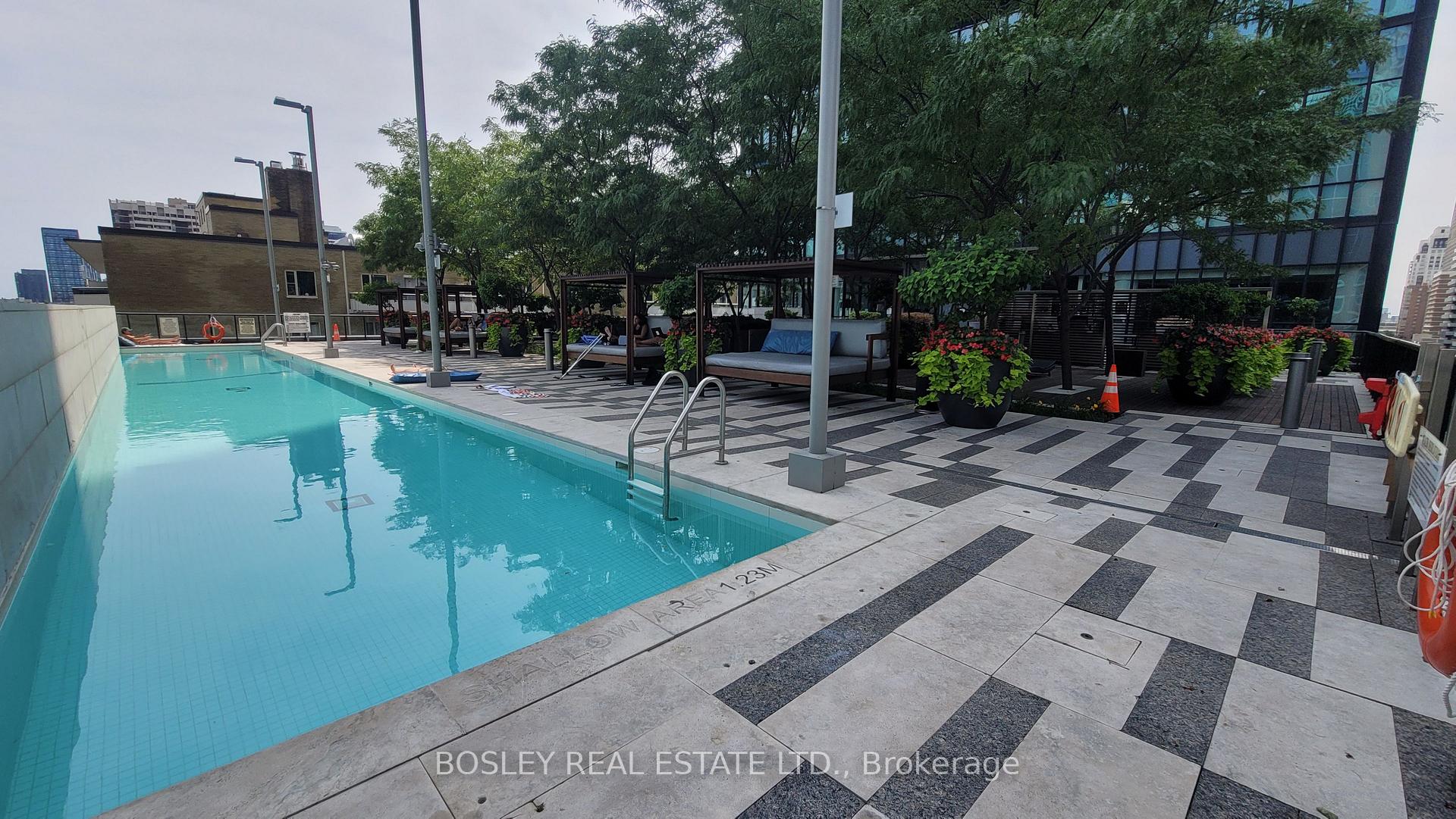 Photo 18 of Unit 4709, 101 Charles Street E, Toronto, Church-Yonge Corridor — HOMEH