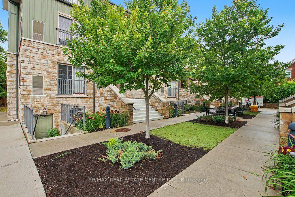 Photo 3 of Unit B105, 112 Union Street E, Waterloo, Uptown Waterloo/North Ward — HOMEH