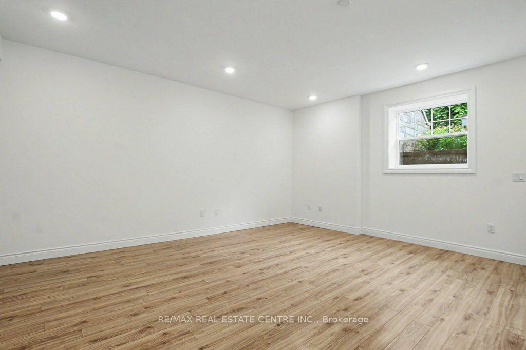 Photo 11 of Unit B105, 112 Union Street E, Waterloo, Uptown Waterloo/North Ward — HOMEH