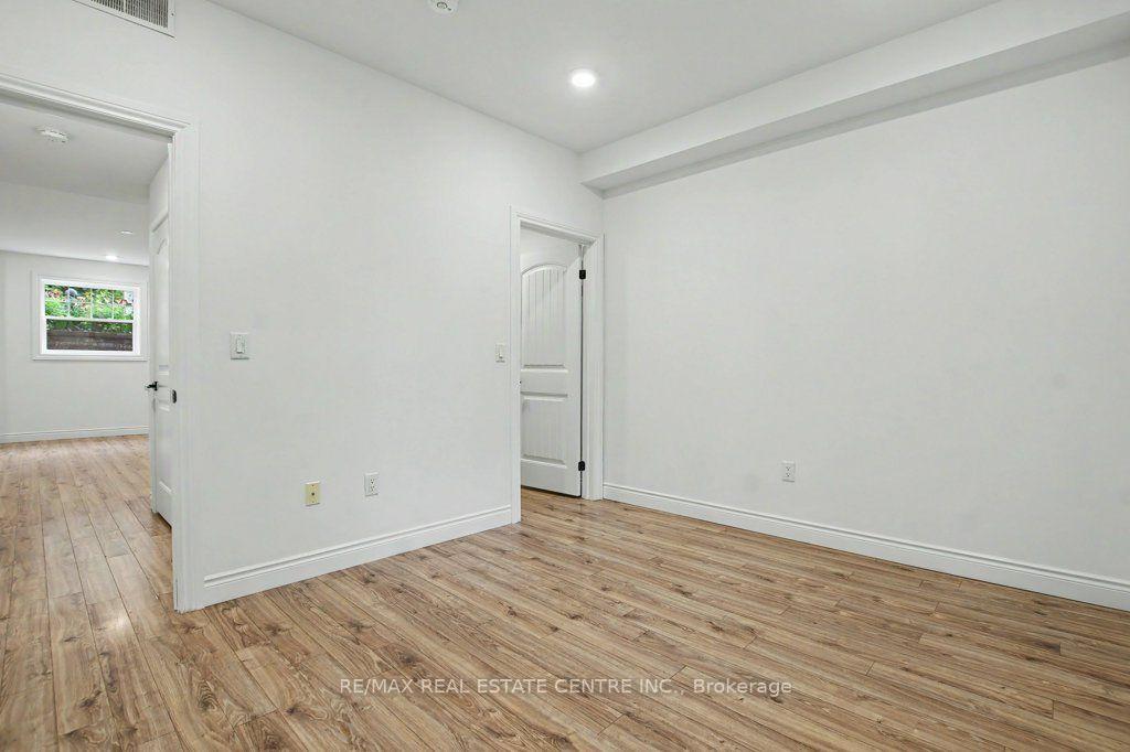 Photo 14 of Unit B105, 112 Union Street E, Waterloo, Uptown Waterloo/North Ward — HOMEH