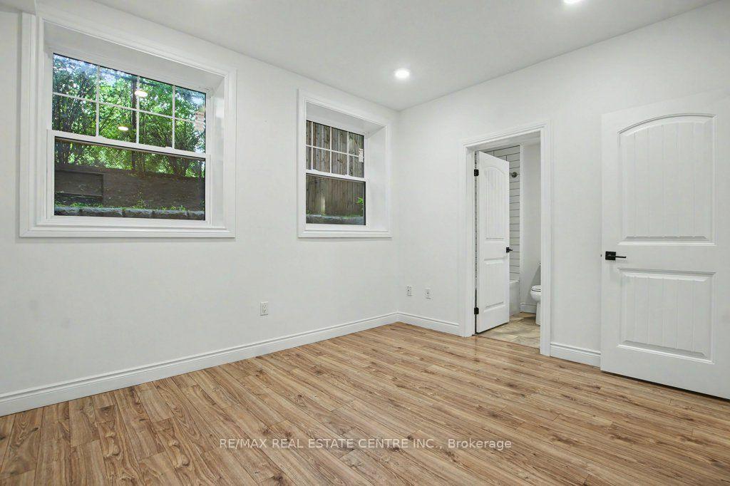 Photo 16 of Unit B105, 112 Union Street E, Waterloo, Uptown Waterloo/North Ward — HOMEH