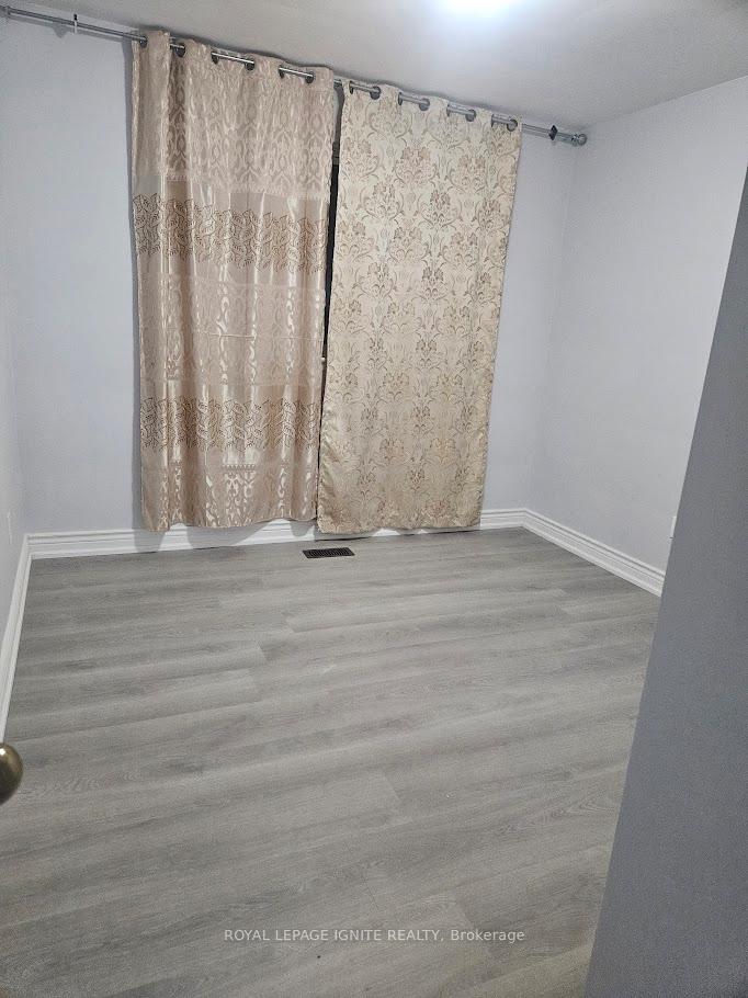 Photo 7 of Unit Main, 16 Cicerella Crescent, Scarborough, Bendale — HOMEH