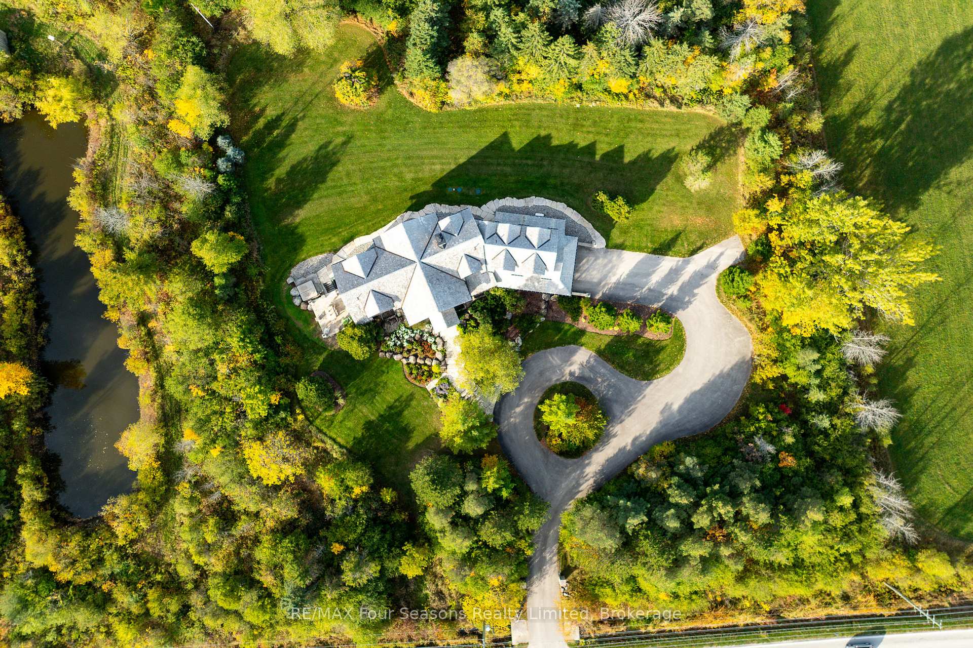 Photo 3 of 2710 Nottawasaga 10 Concession N, Clearview, Rural Clearview — HOMEH