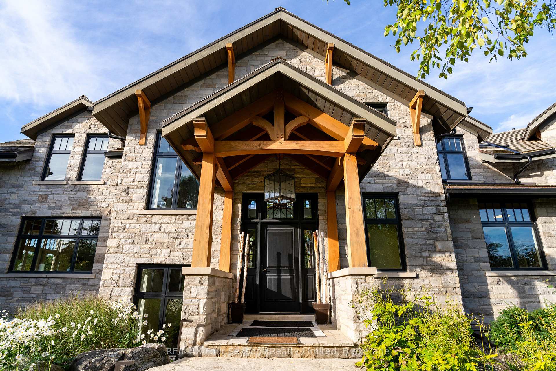 Photo 4 of 2710 Nottawasaga 10 Concession N, Clearview, Rural Clearview — HOMEH