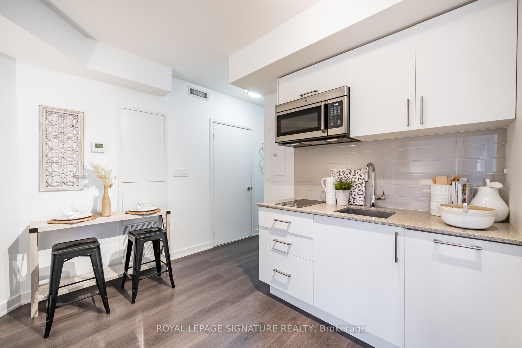 Photo 8 of Unit 616E, 576 Front Street W, Toronto, Waterfront Communities — HOMEH