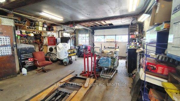 Photo 4 of 225 Concession Street, Kingston, East of Sir John A. Blvd — HOMEH