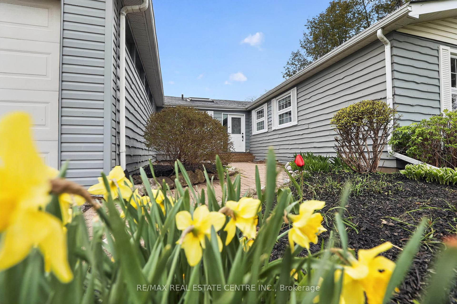 Photo 5 of 19290 Hurontario Street, Caledon, Rural Caledon — HOMEH
