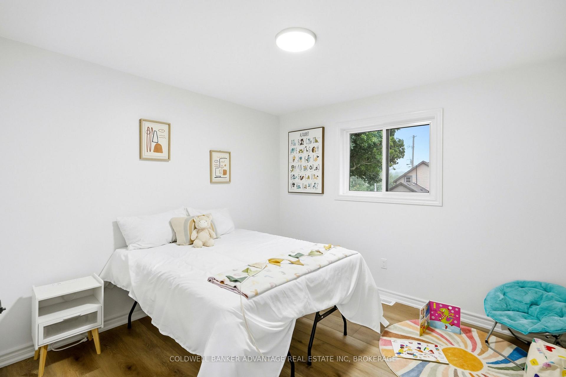 Photo 18 of 162 Dufferin Street E, St. Catharines, Downtown — HOMEH