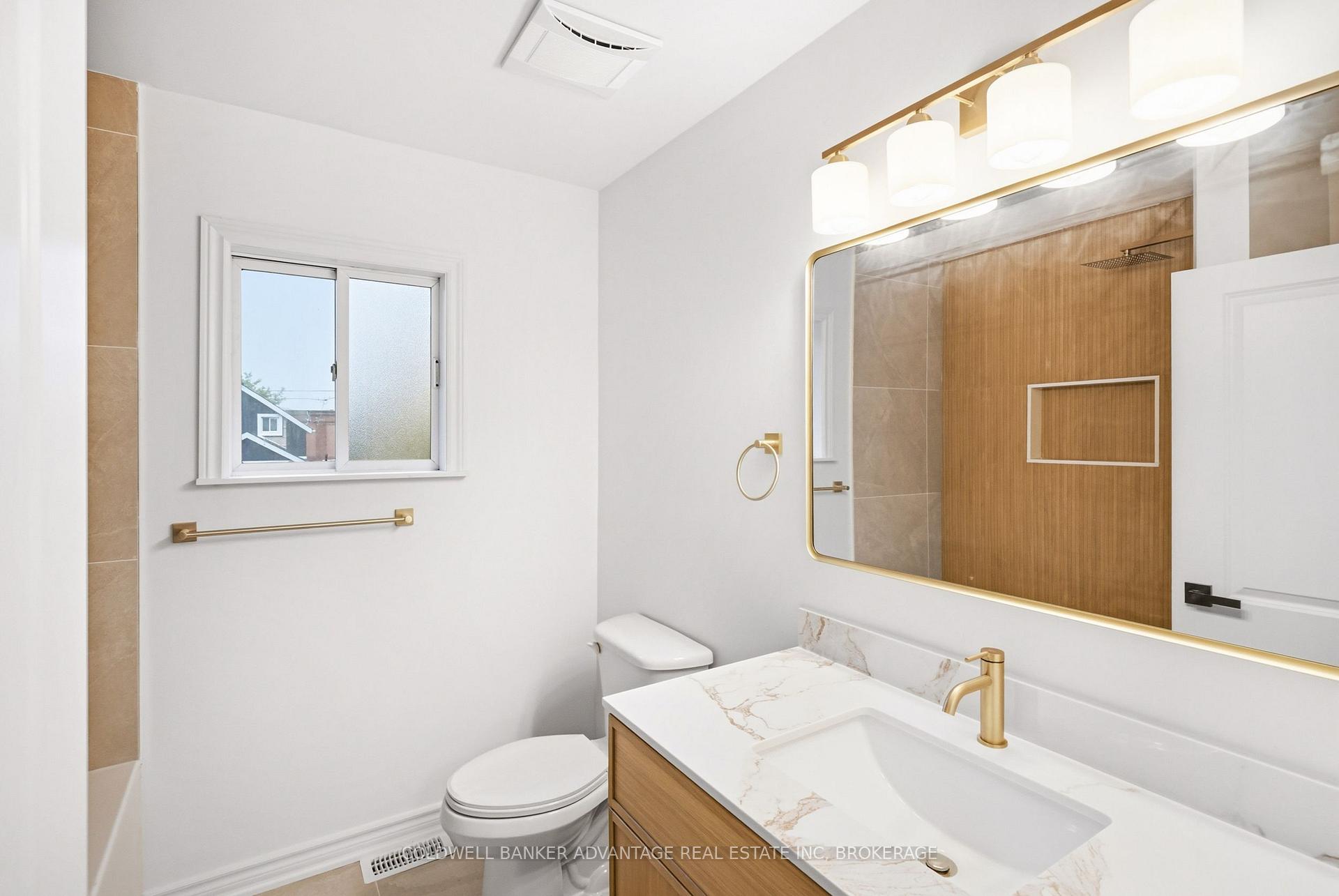 Photo 24 of 162 Dufferin Street E, St. Catharines, Downtown — HOMEH