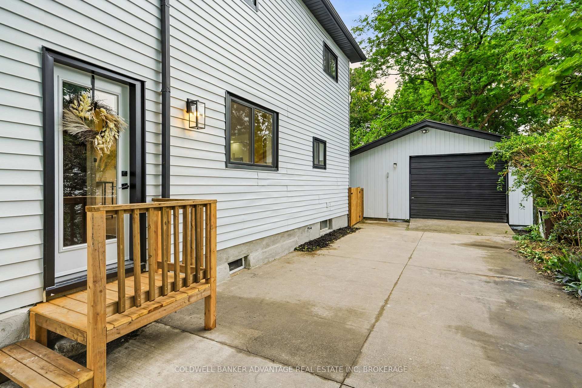Photo 27 of 162 Dufferin Street E, St. Catharines, Downtown — HOMEH