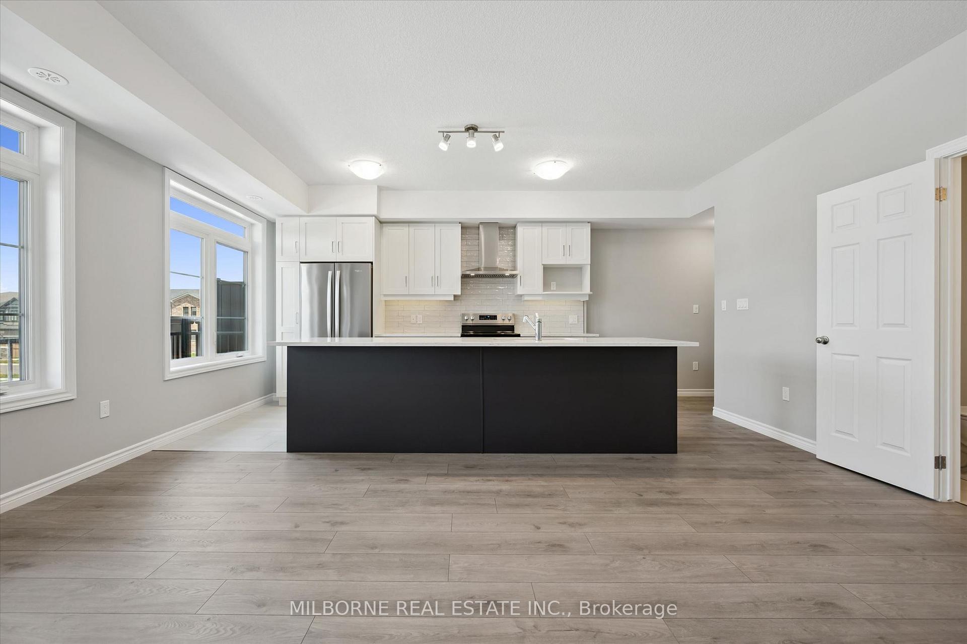 Photo 17 of 38 Arabella Drive, Guelph, Kortright East — HOMEH