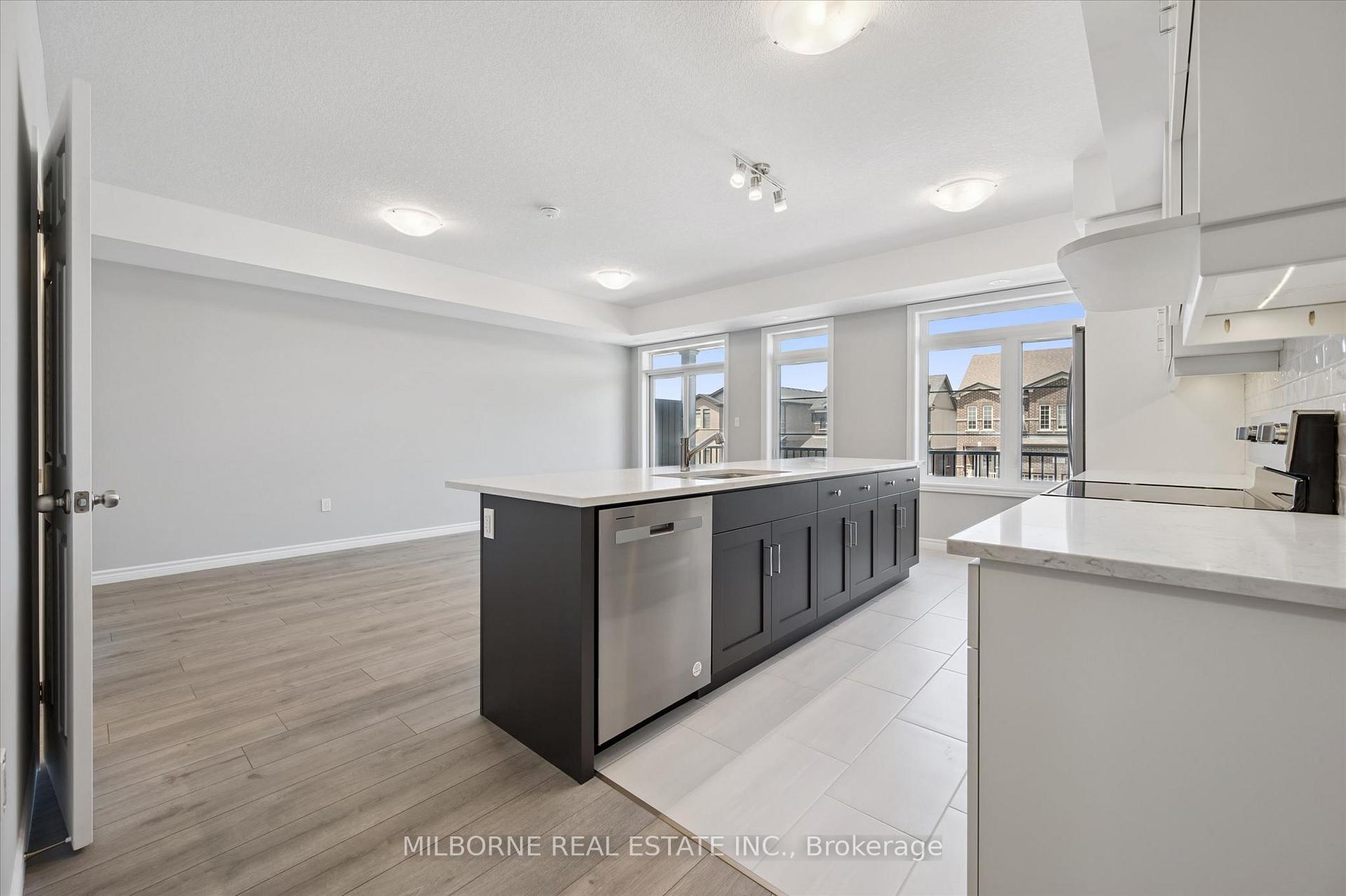 Photo 21 of 38 Arabella Drive, Guelph, Kortright East — HOMEH