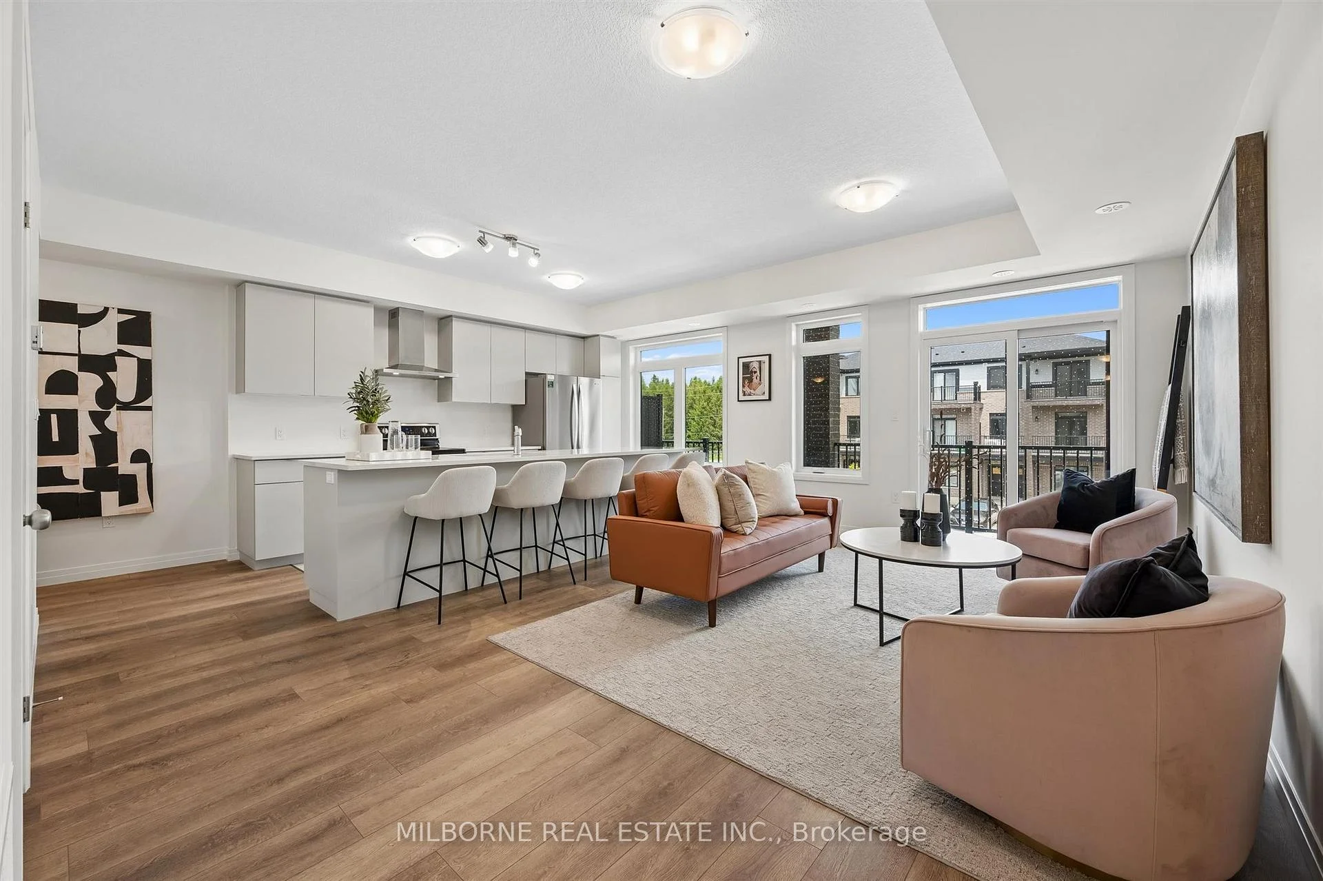 Photo 4 of 38 Arabella Drive, Guelph, Kortright East — HOMEH