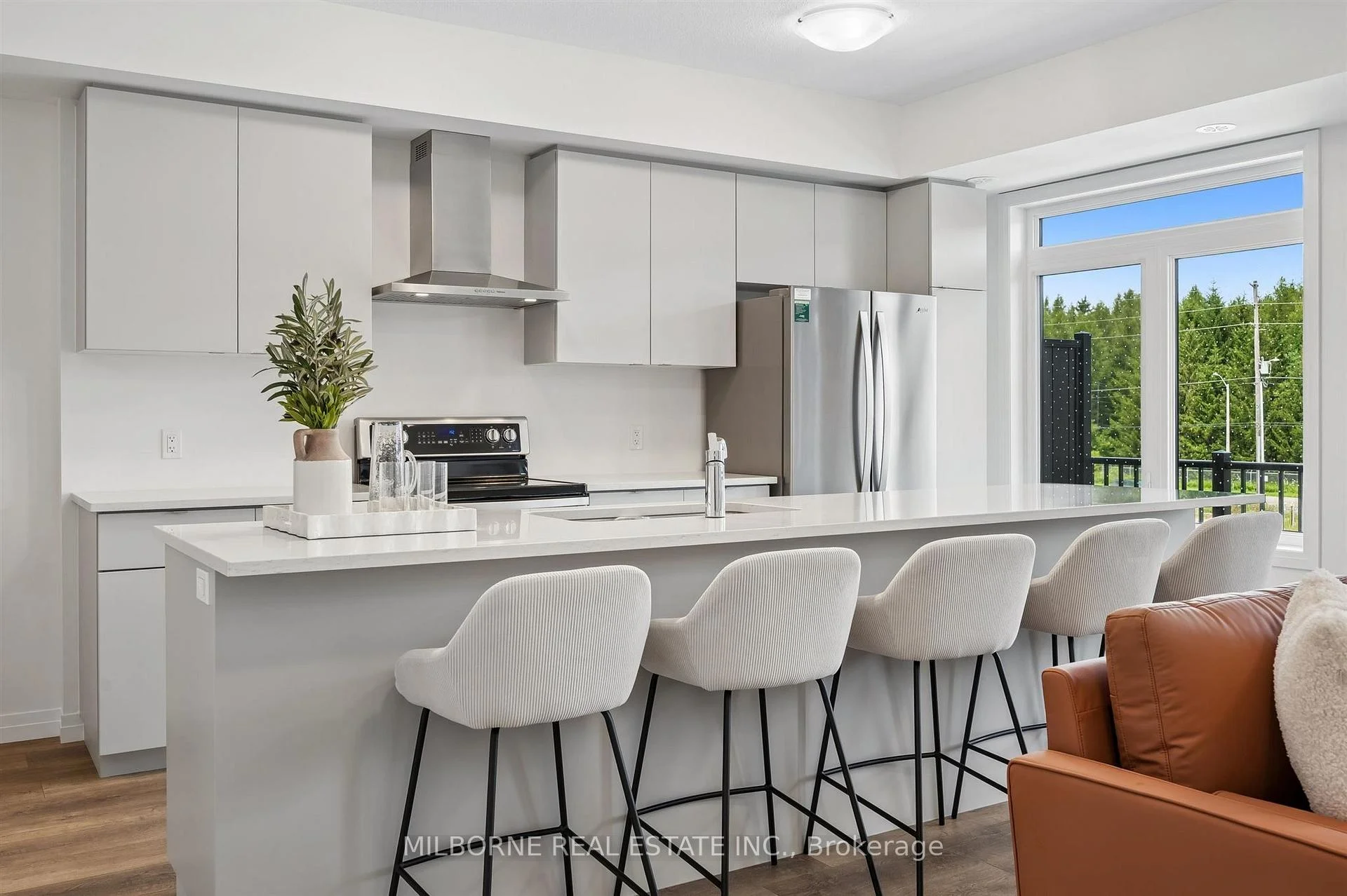 Photo 6 of 38 Arabella Drive, Guelph, Kortright East — HOMEH