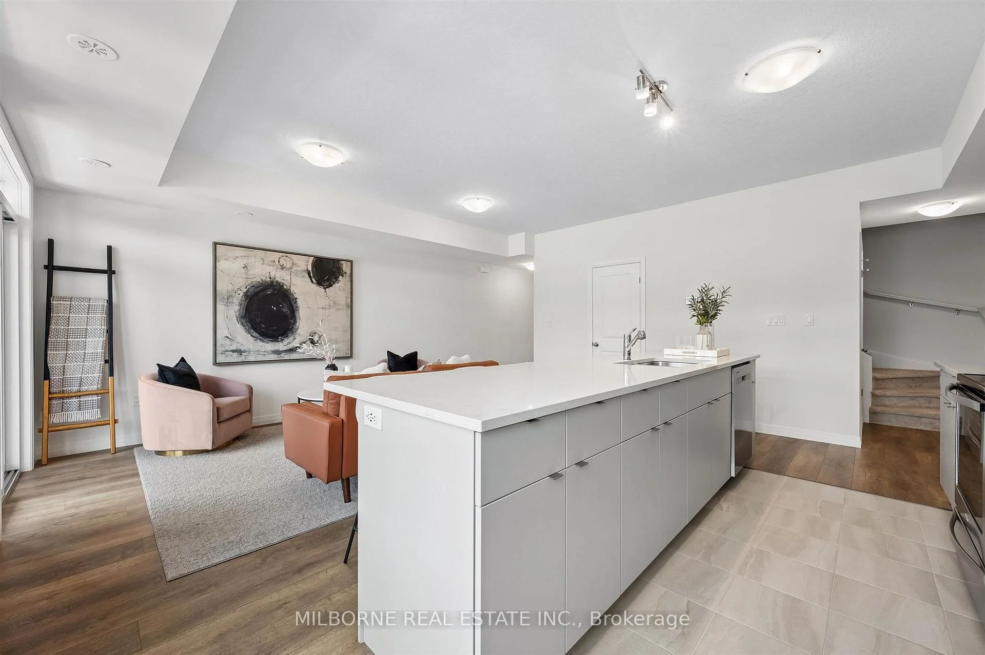 Photo 24 of 38 Arabella Drive, Guelph, Kortright East — HOMEH