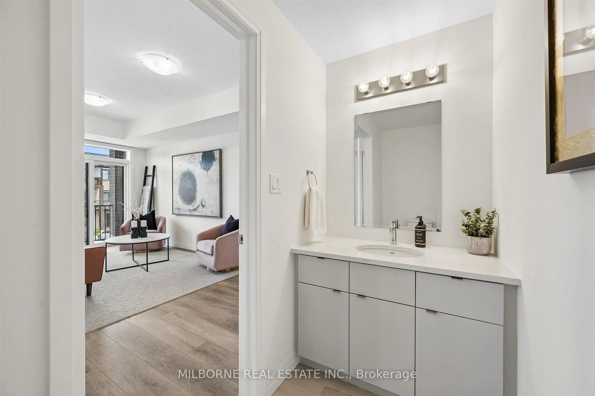 Photo 26 of 38 Arabella Drive, Guelph, Kortright East — HOMEH