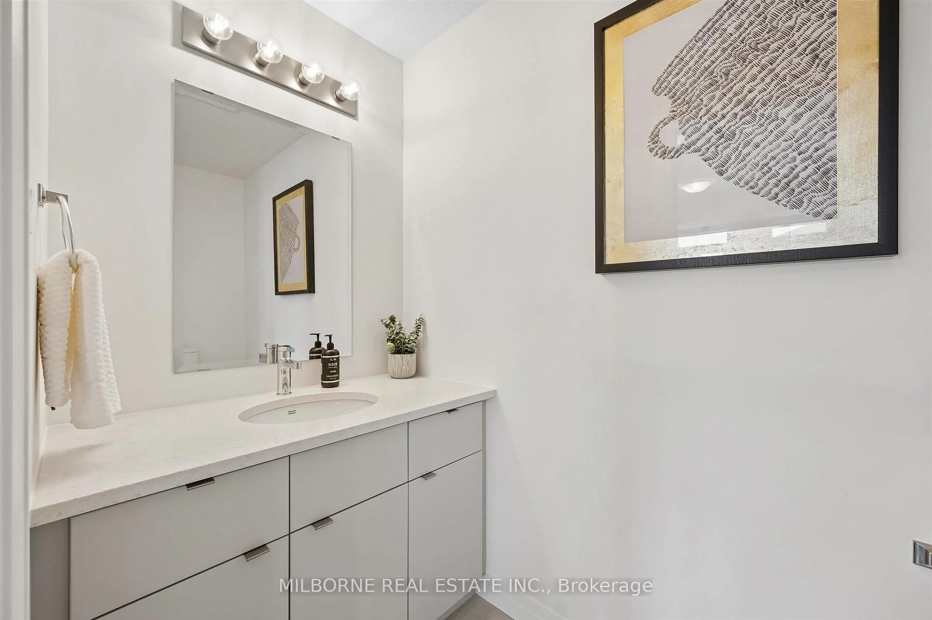 Photo 30 of 38 Arabella Drive, Guelph, Kortright East — HOMEH
