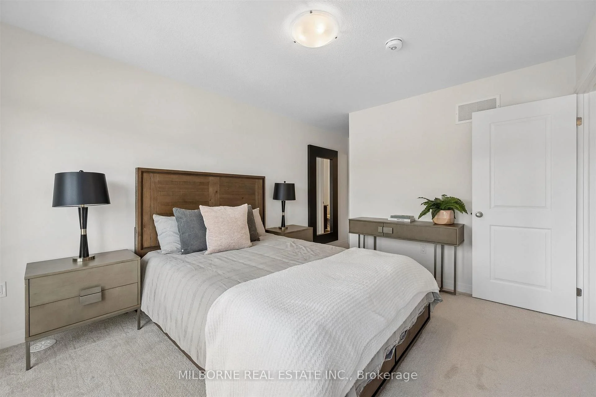 Photo 46 of 38 Arabella Drive, Guelph, Kortright East — HOMEH