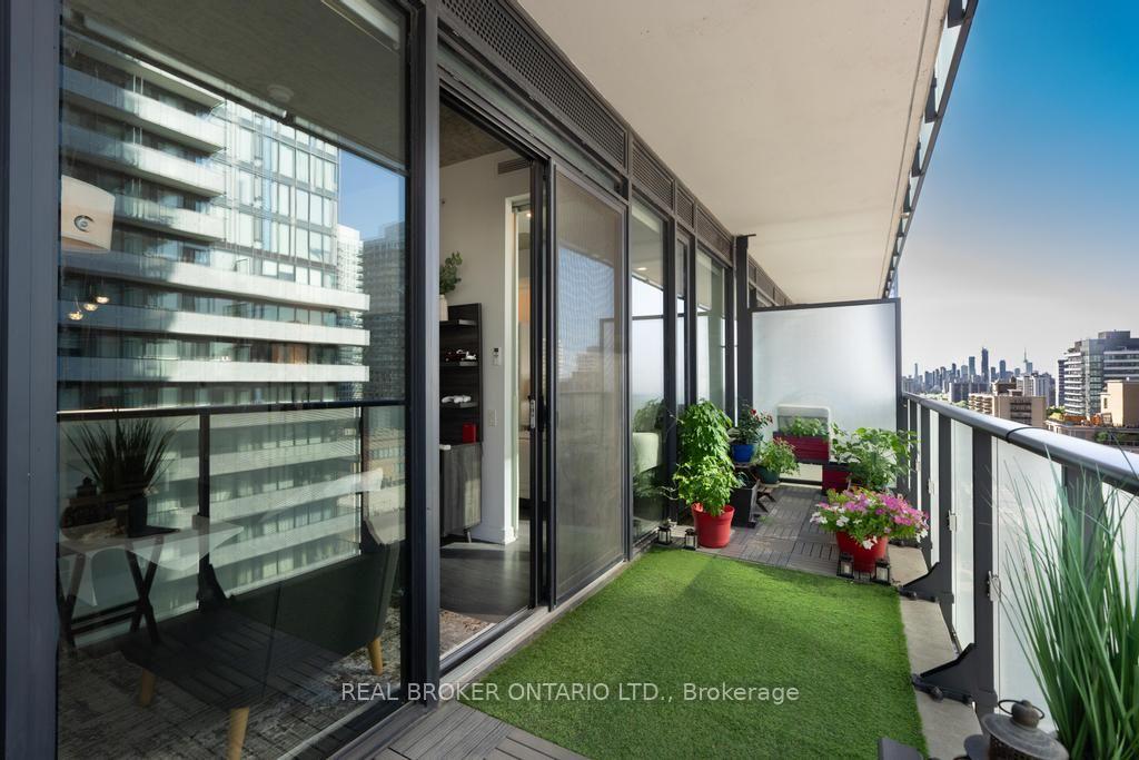 Photo 29 of Unit 1601, 185 Roehampton Avenue S, Toronto, Mount Pleasant West — HOMEH