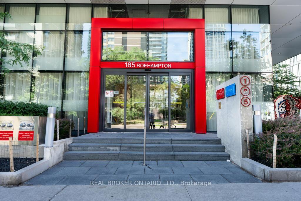 Photo 4 of Unit 1601, 185 Roehampton Avenue S, Toronto, Mount Pleasant West — HOMEH
