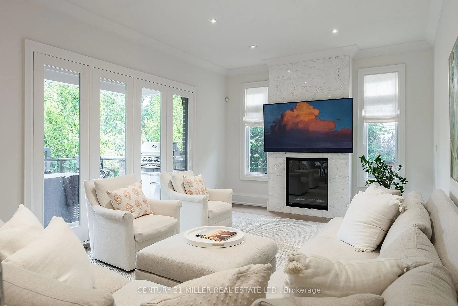 Photo 52 of 2458 Meadowood Crescent, Oakville, Bronte — HOMEH