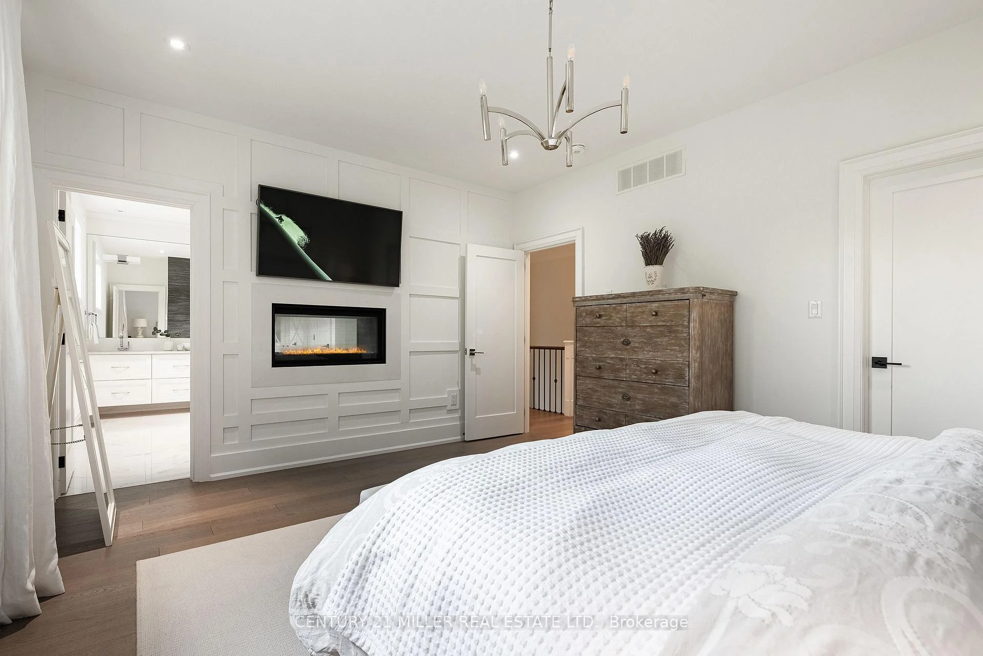 Photo 66 of 2458 Meadowood Crescent, Oakville, Bronte — HOMEH