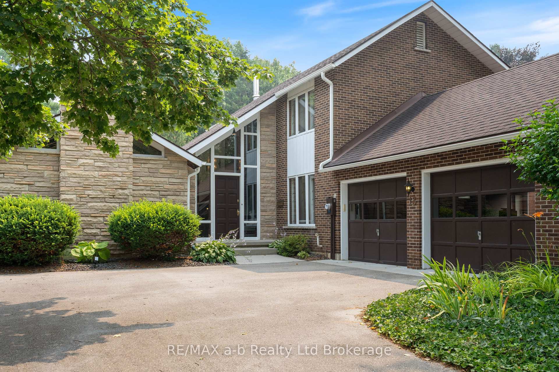 Photo 1 of 13 Segal Drive, Tillsonburg — HOMEH