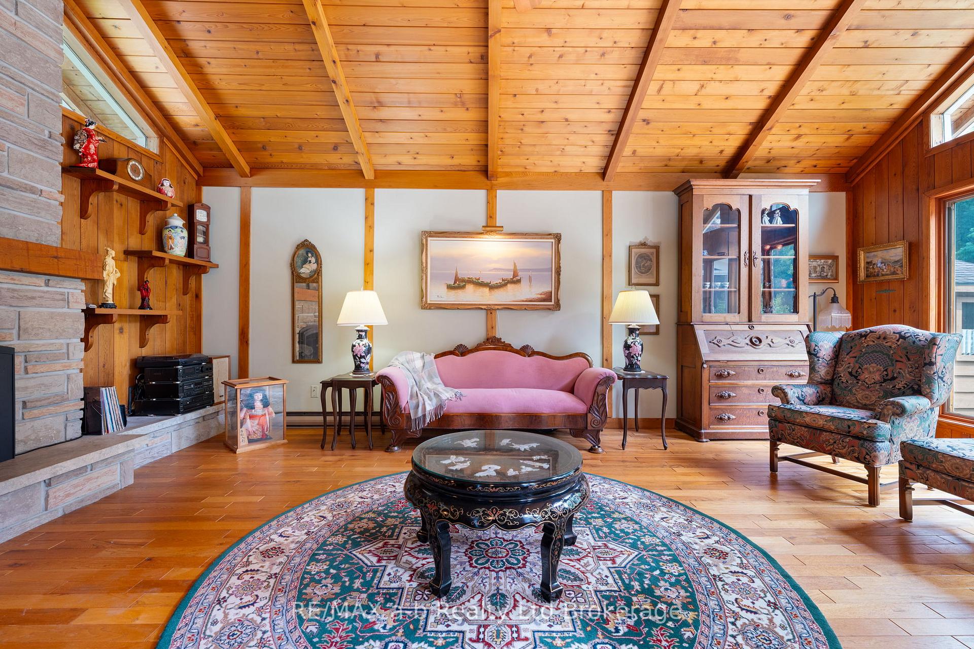 Photo 7 of 13 Segal Drive, Tillsonburg — HOMEH