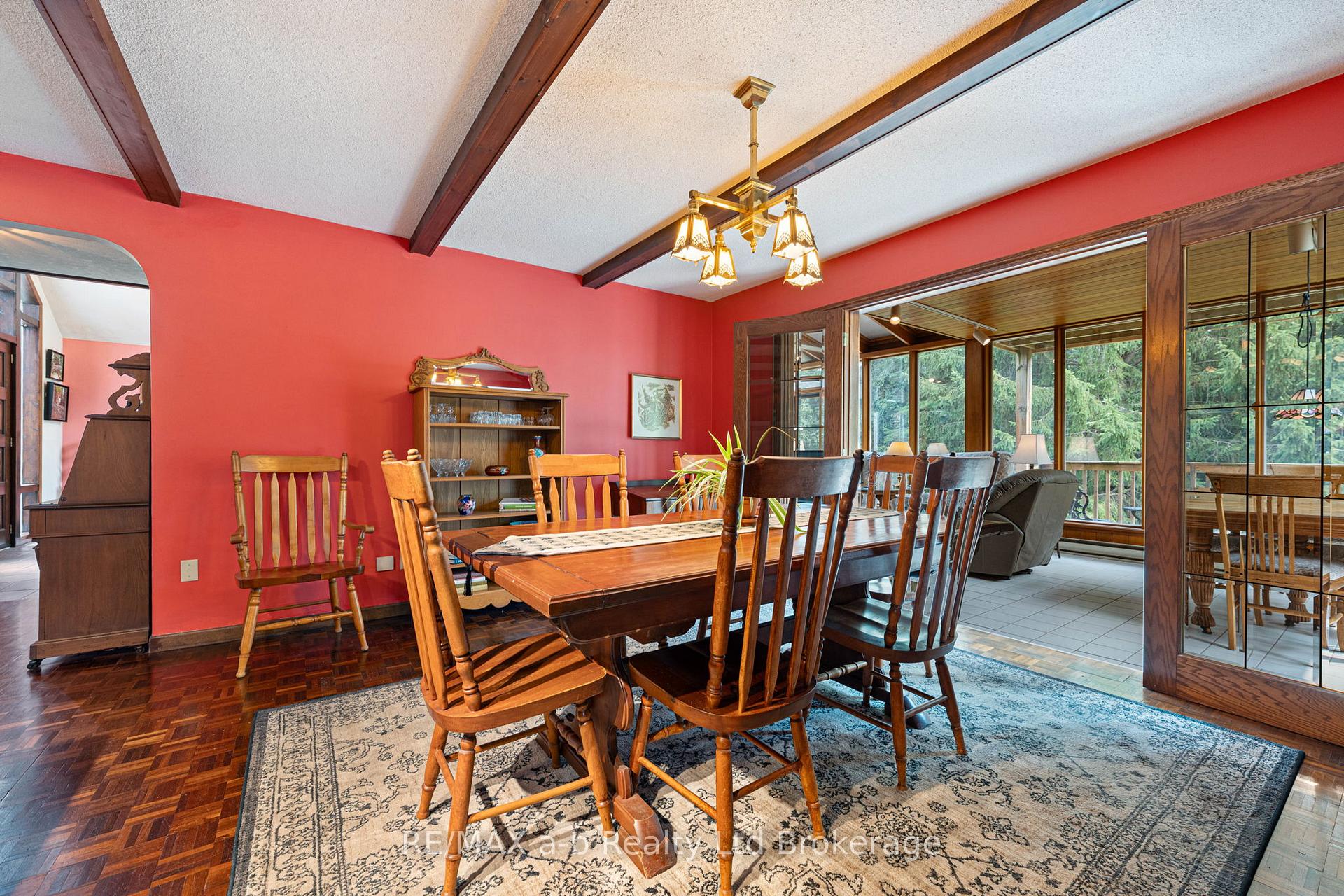 Photo 12 of 13 Segal Drive, Tillsonburg — HOMEH
