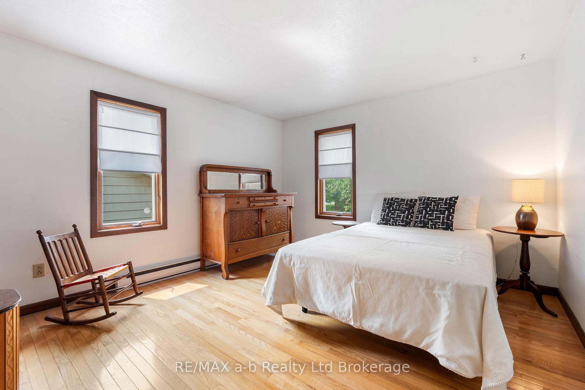 Photo 22 of 13 Segal Drive, Tillsonburg — HOMEH