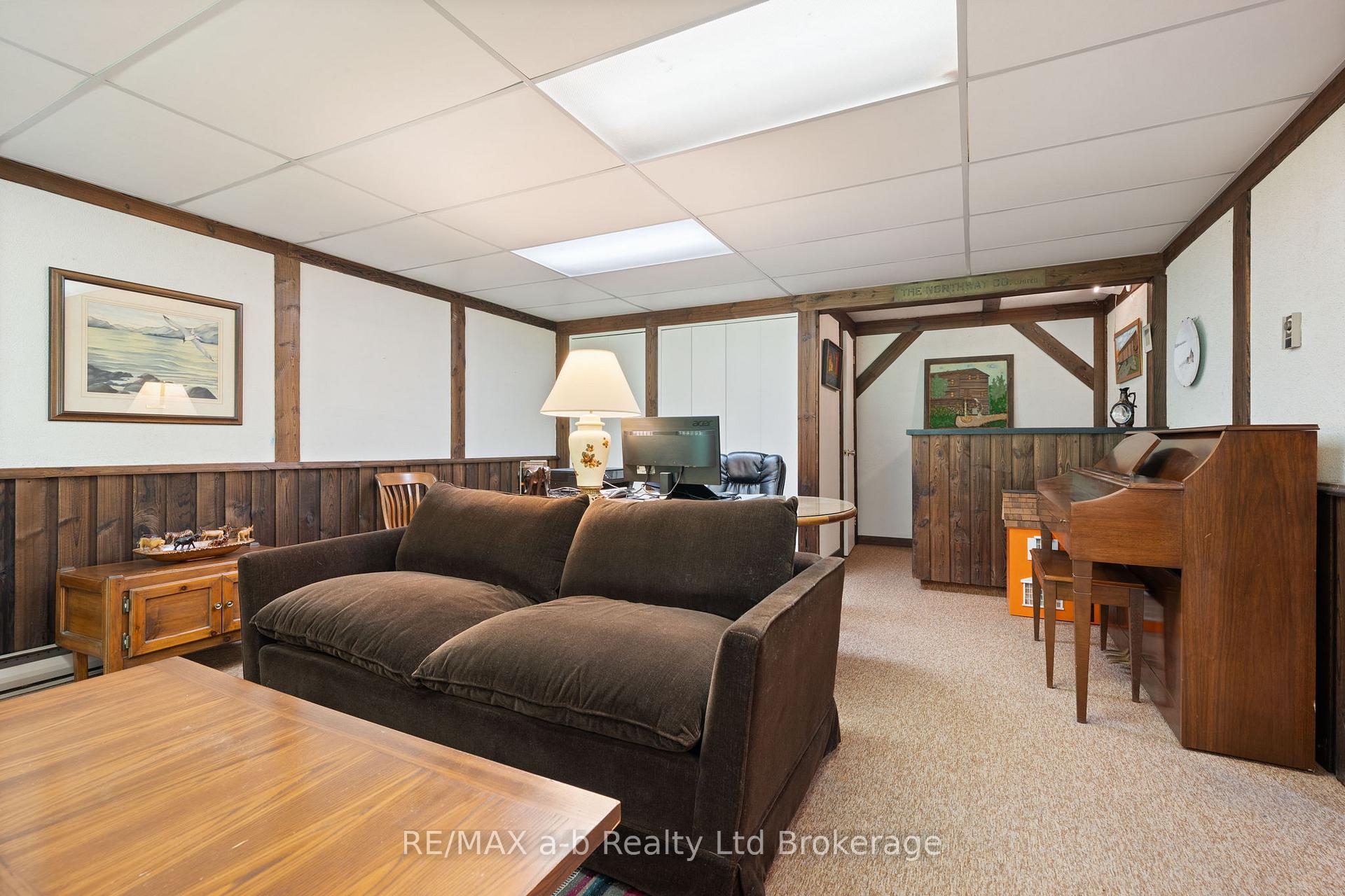 Photo 26 of 13 Segal Drive, Tillsonburg — HOMEH