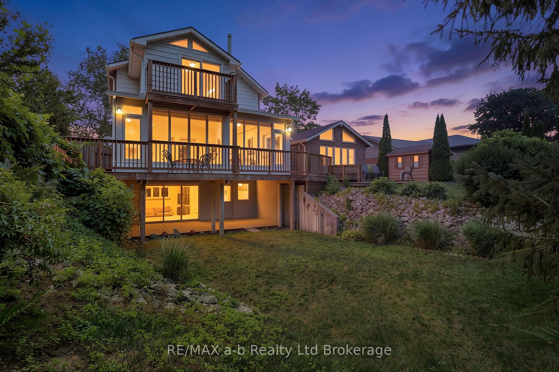 Photo 34 of 13 Segal Drive, Tillsonburg — HOMEH