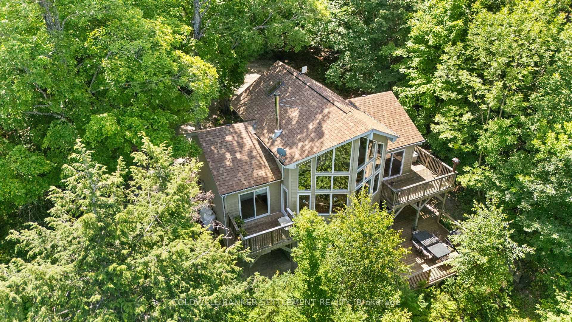 Photo 1 of 812 Douglas Lane, Tay Valley, Bathurst/Burgess & Sherbrooke (South Sherbrooke) Twp — HOMEH