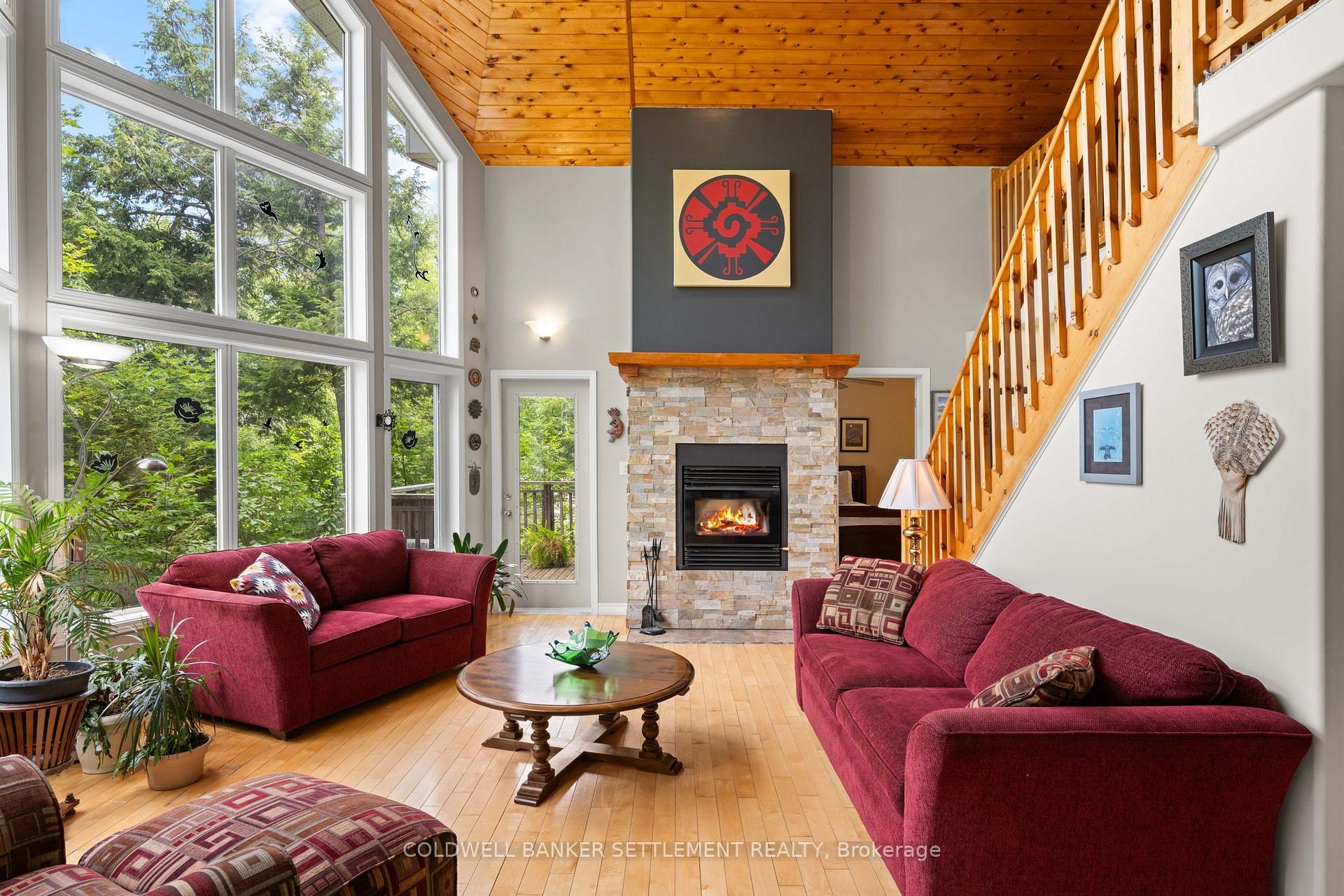 Photo 11 of 812 Douglas Lane, Tay Valley, Bathurst/Burgess & Sherbrooke (South Sherbrooke) Twp — HOMEH