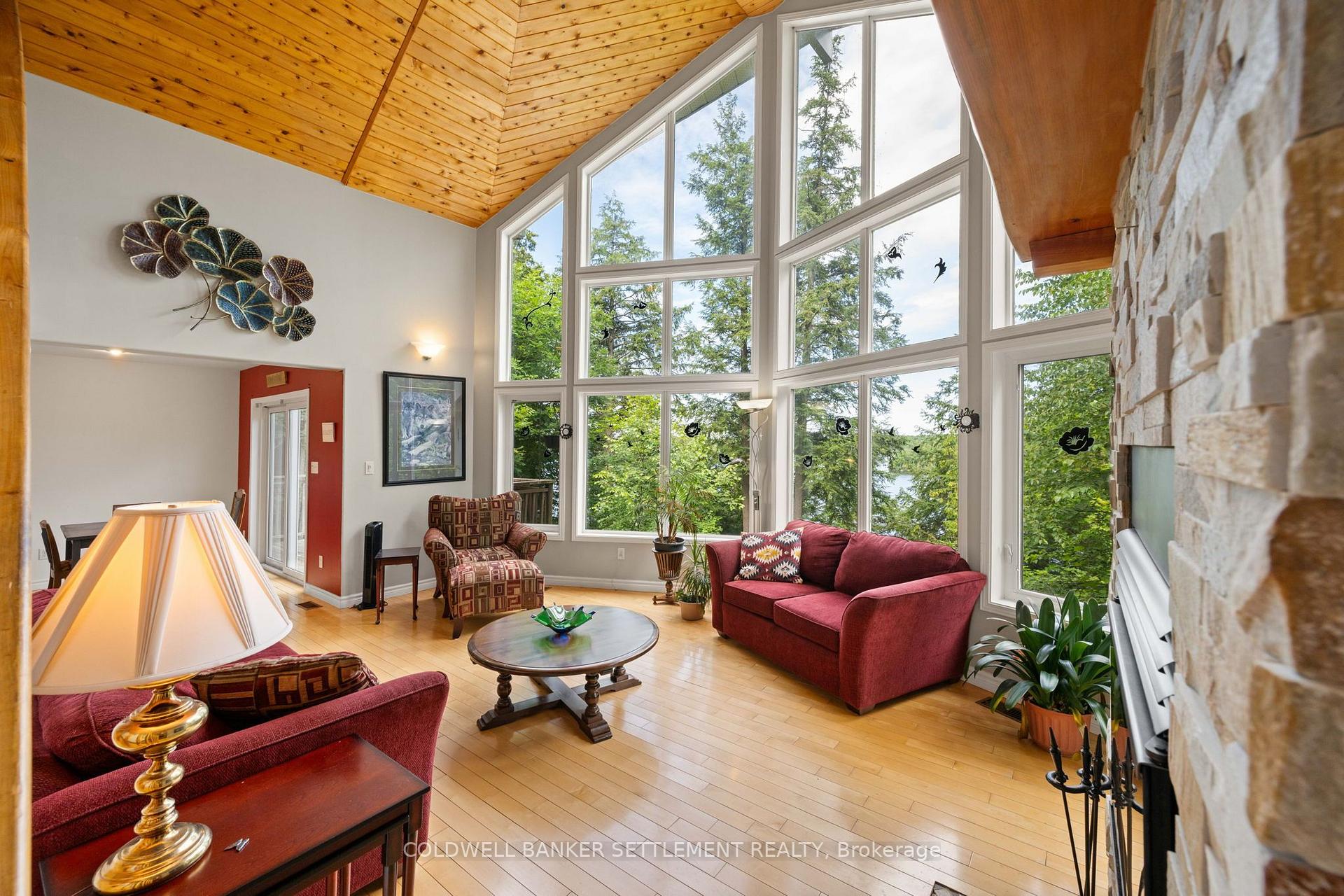 Photo 14 of 812 Douglas Lane, Tay Valley, Bathurst/Burgess & Sherbrooke (South Sherbrooke) Twp — HOMEH