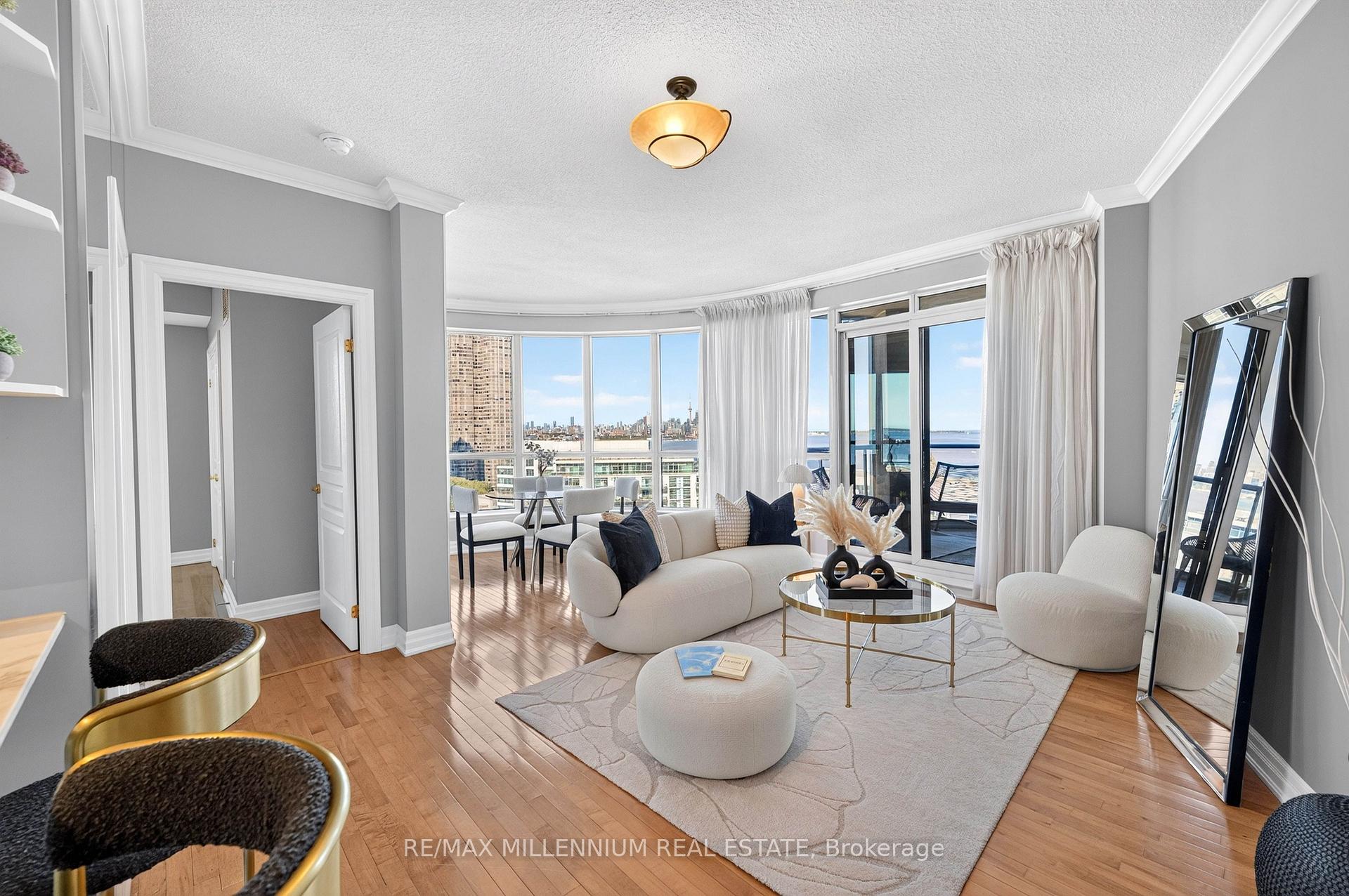 Front of Unit 1503, 2087 Lake Shore Boulevard W