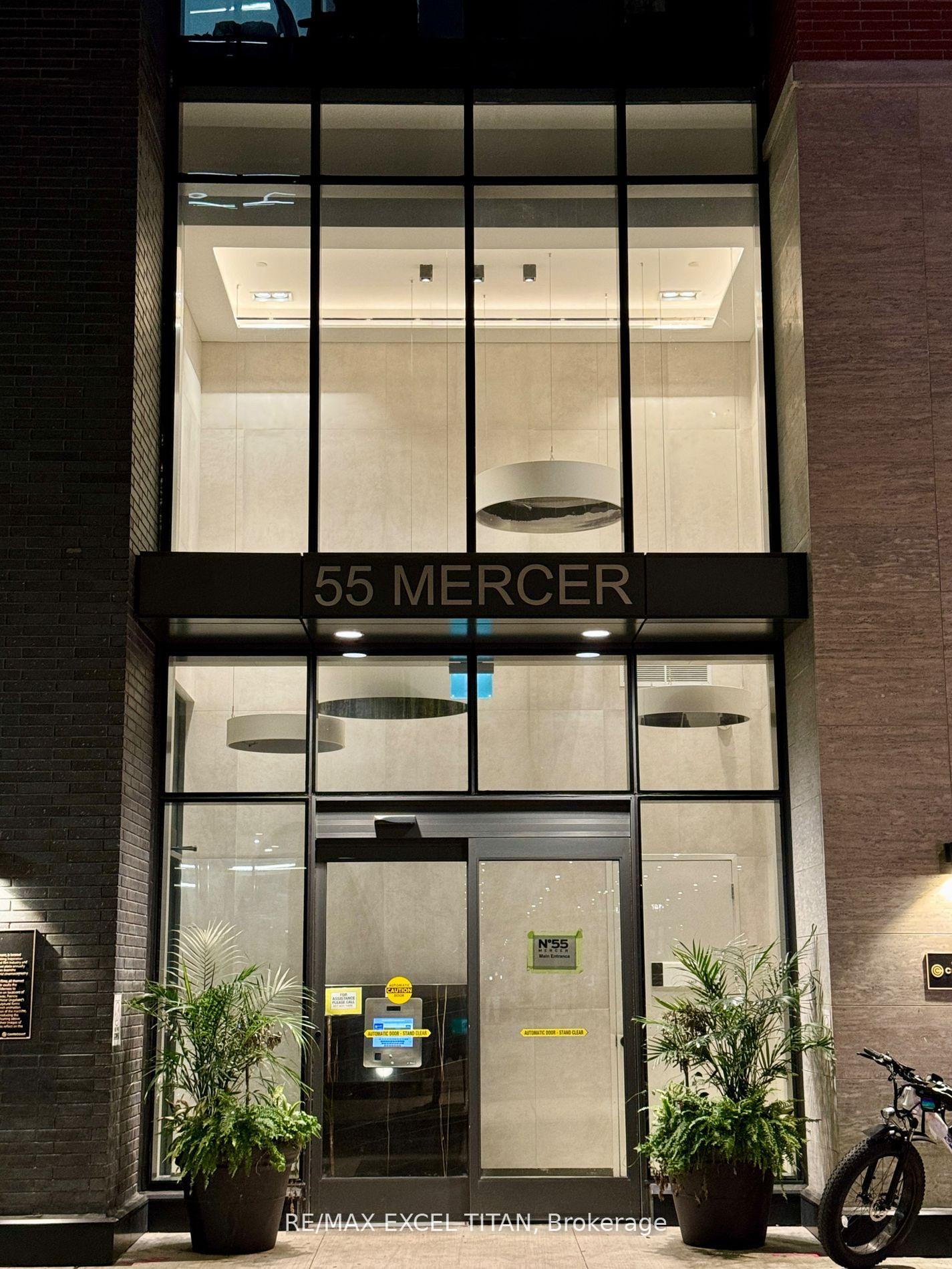 Front of Unit PH03, 55 Mercer Street